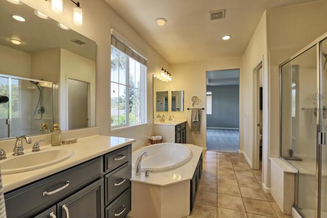 1250 Sunrise Drive, Gilroy CA: https://media.crmls.org/mediaz/74b12336-1d57-4dcc-b857-1aba99718074.jpg