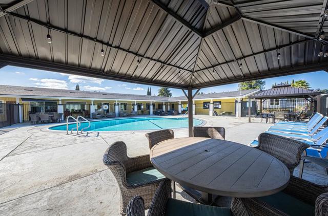 510 Saddlebrook Drive, San Jose CA: https://media.crmls.org/mediaz/74b1c1f8-c3a3-4343-9c0e-b5007a2e3a85.jpg