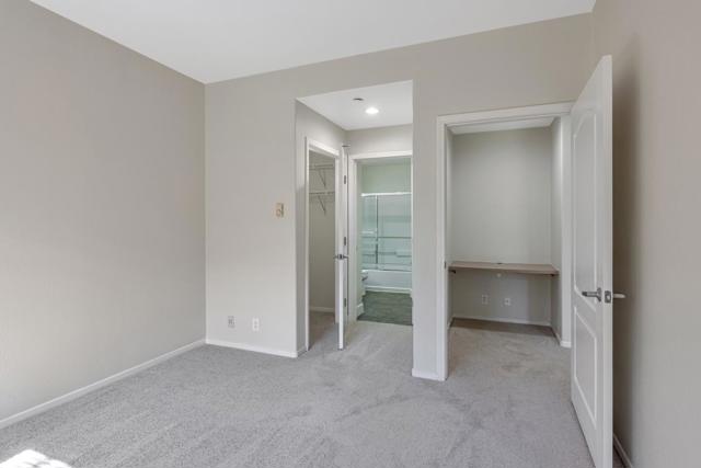 35511 Monterra Terrace, Union City CA: https://media.crmls.org/mediaz/74b21762-ef7d-405e-a57a-1768142a0d42.jpg