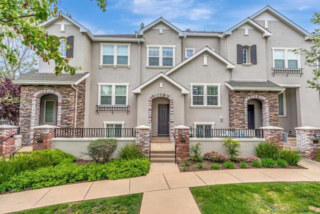 1127 Lund Terrace, Sunnyvale CA: https://media.crmls.org/mediaz/74b311d4-ac17-45e4-9bf1-e268236b9049.jpg