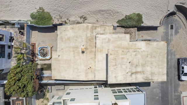 1218 Cornwall Lane, Ventura CA: https://media.crmls.org/mediaz/74b35870-aebf-4773-9a7b-181993d94ad7.jpg