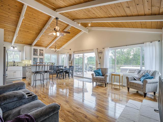 353 Allan Lane, Corralitos CA: https://media.crmls.org/mediaz/74b3f5d9-ec9b-4cf2-9f05-71d9c17bf18f.jpg