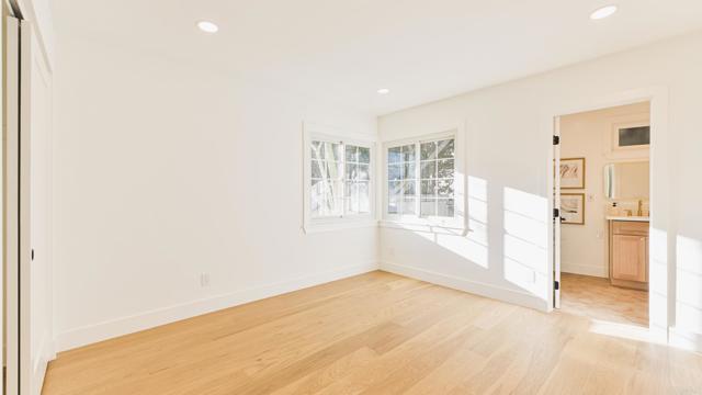 Detail Gallery Image 33 of 63 For 1045 Tarento Dr, San Diego,  CA 92107 - 4 Beds | 4 Baths