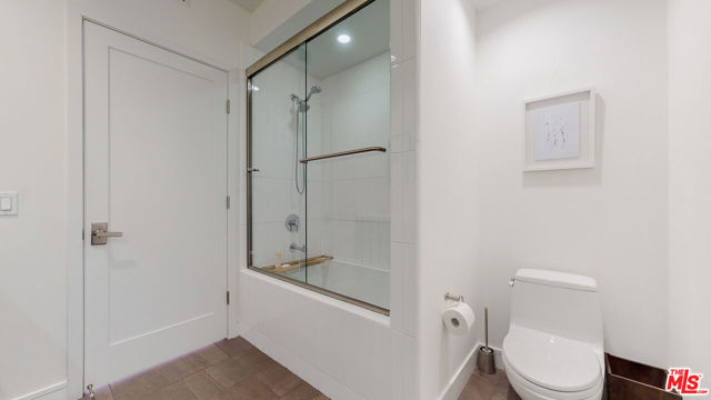 1400 N Fuller Avenue, Los Angeles CA: https://media.crmls.org/mediaz/74b4b890-9c30-4a0f-8e5f-2c87de8f2655.jpg