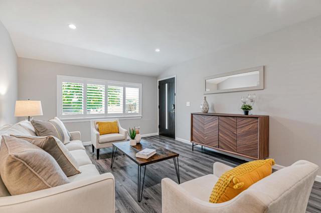 2489 Foxdale Drive, San Jose CA: https://media.crmls.org/mediaz/74b57cd9-b4bc-4c37-b965-d1672d98c33c.jpg