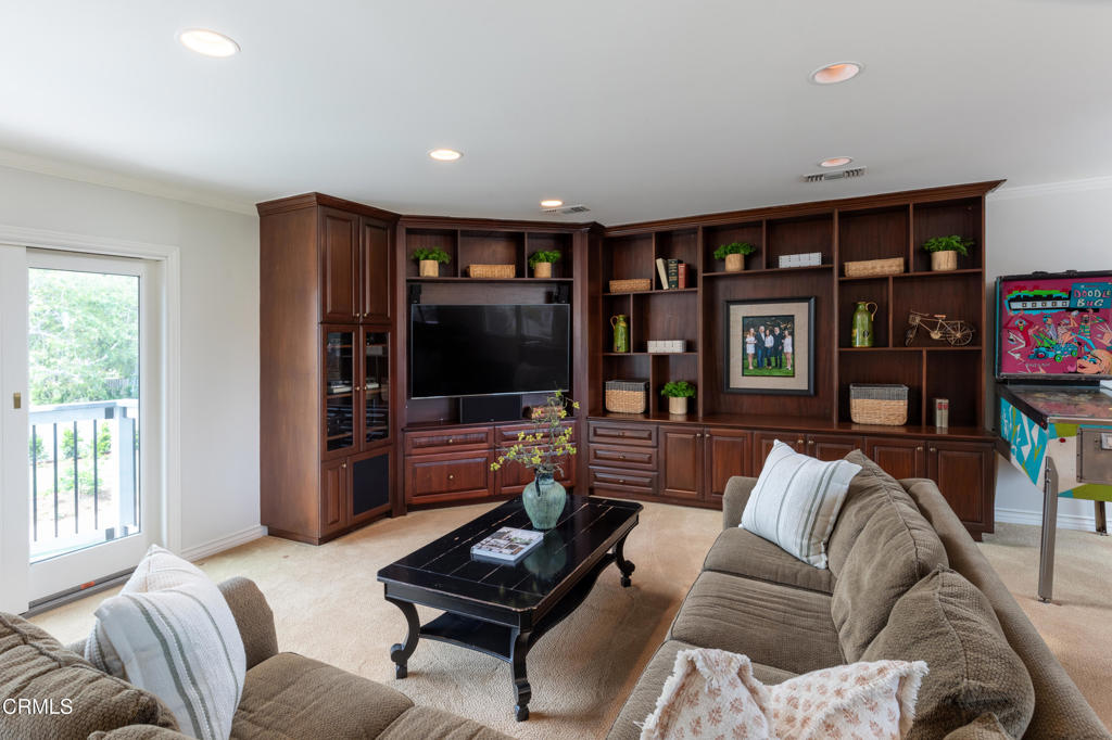 375 Berkshire Avenue La Canada Flintridge img 2