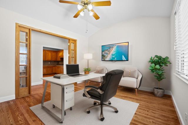 12320 Highland Estates Lane, San Martin CA: https://media.crmls.org/mediaz/74b6c38a-0c8a-4788-8485-255fed634e5b.jpg