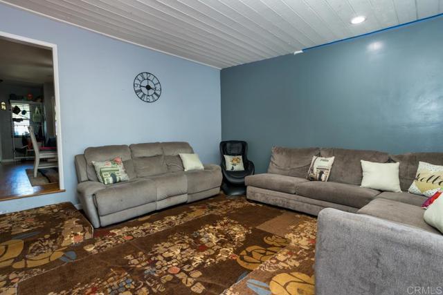 Detail Gallery Image 9 of 15 For 3443 Trophy Dr, La Mesa,  CA 91941 - 4 Beds | 2 Baths