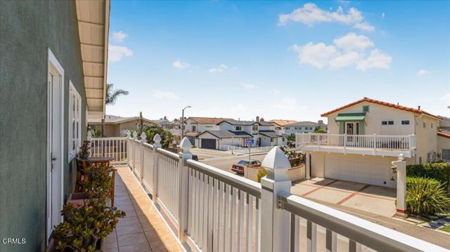 1230 Mandalay Beach Road, Oxnard CA: https://media.crmls.org/mediaz/74b858e5-ce51-4a11-bc91-30460eb9bb63.jpg