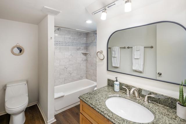 303 305 Sanford Street, Encinitas CA: https://media.crmls.org/mediaz/74b99f49-7de3-49bb-b1ed-79756b50757c.jpg