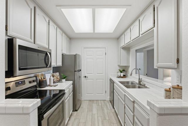 838 Bucks Lake Court, San Jose CA: https://media.crmls.org/mediaz/74ba4806-eb0d-44d4-99f2-25c53bc76442.jpg