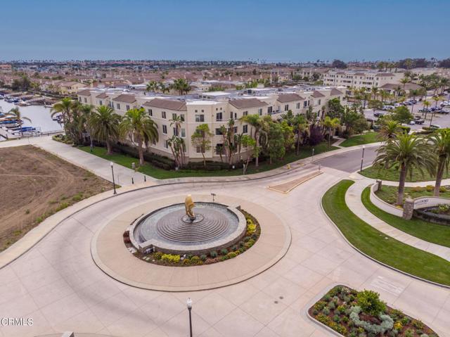 4256 Tradewinds Drive, Oxnard CA: https://media.crmls.org/mediaz/74bb536a-c0e1-49cf-aaf8-6a7e89911502.jpg