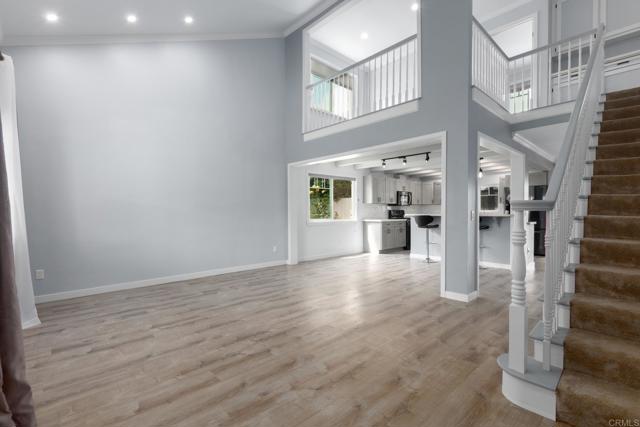 348 Avenida De Las Rosas, Encinitas CA: https://media.crmls.org/mediaz/74bb92e5-f5f7-4d3f-8a92-3fe9fde63d60.jpg