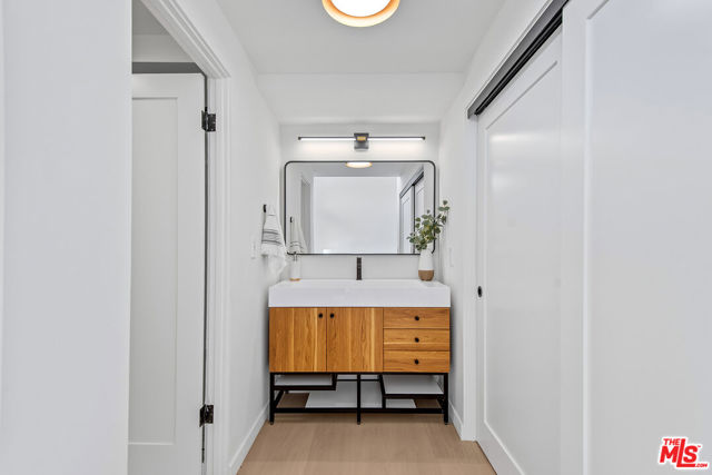 4715 La Villa Marina, Marina del Rey CA: https://media.crmls.org/mediaz/74bc4de2-0a2a-40ed-a245-14534aaa05f1.jpg