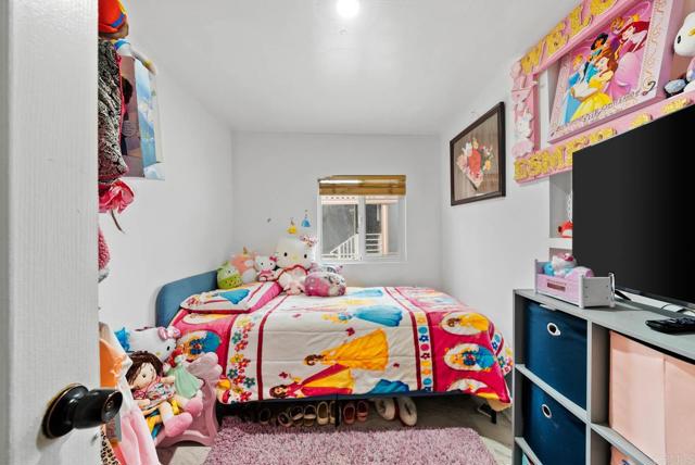 Detail Gallery Image 9 of 26 For 255 E Bradley Ave Spc 35,  El Cajon,  CA 92021 - 3 Beds | 1/1 Baths