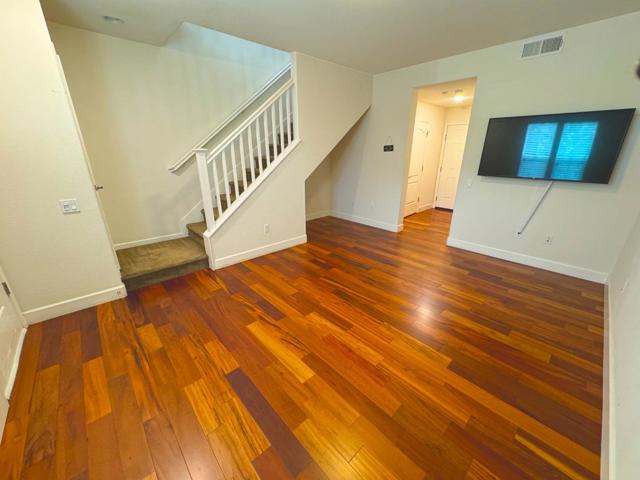 660 Cedarville Lane, San Jose CA: https://media.crmls.org/mediaz/74bee625-d85e-4394-ae81-7909eac18dc0.jpg