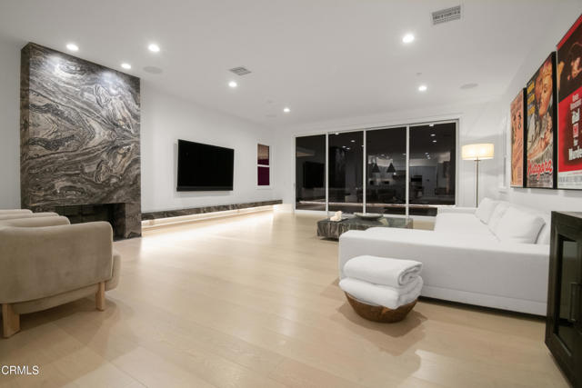 Detail Gallery Image 22 of 74 For 7216 Littler Ct, Moorpark,  CA 93021 - 5 Beds | 5/1 Baths