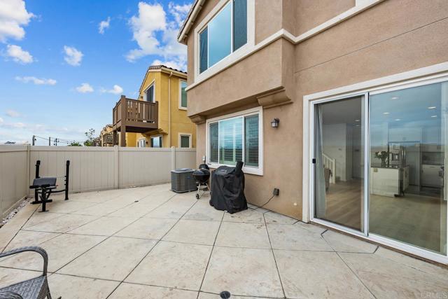 5441 San Roberto, San Diego CA: https://media.crmls.org/mediaz/74c21964-60f7-4d8e-b820-6c063fa36868.jpg