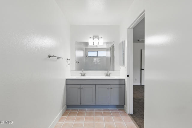 1842 N Alvarado Street, Los Angeles CA: https://media.crmls.org/mediaz/74c2bdcc-32fa-47dd-8198-cd7c5348d741.jpg