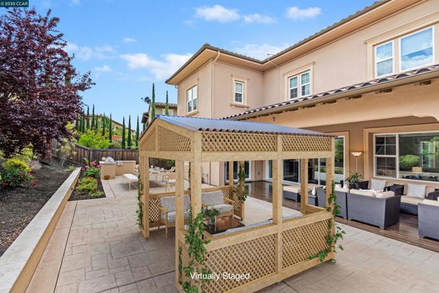 19 Baltana Place, Danville CA: https://media.crmls.org/mediaz/74c2ec9d-e160-4899-9b69-5a177a55c642.jpg