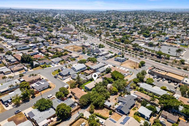 7855 Montana Street, Lemon Grove CA: https://media.crmls.org/mediaz/74c31680-d513-4207-b2e1-eef68453c68c.jpg