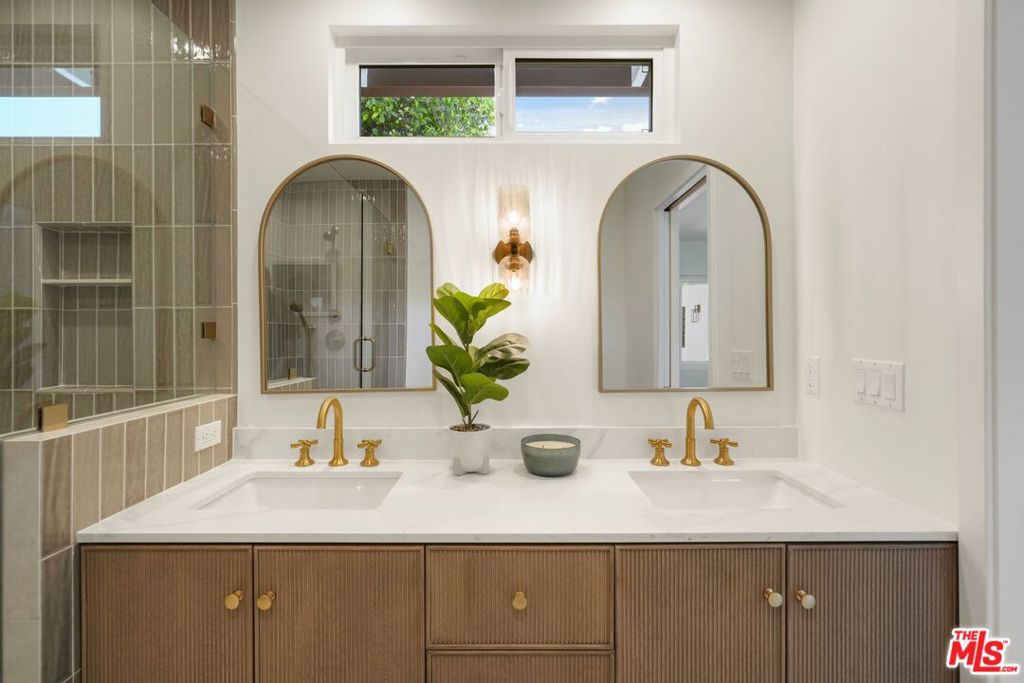 MLS #25572217 img 18