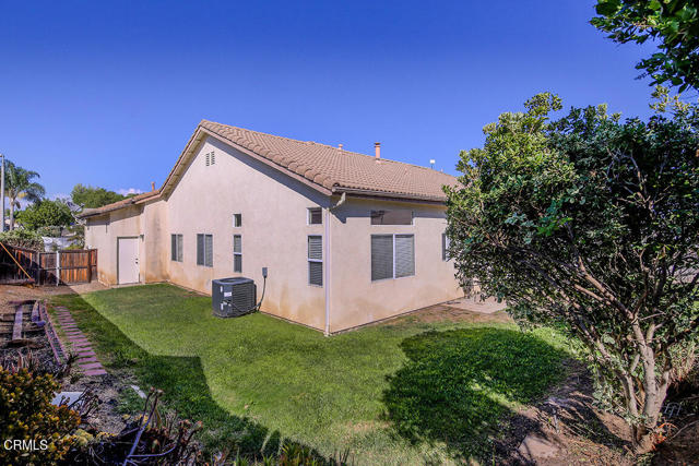 26921 Saint Kitts Court, Murrieta CA: https://media.crmls.org/mediaz/74c3b9cd-baad-4450-bb06-55ccd463d211.jpg