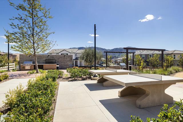 342 Fuerte Drive, Santa Paula CA: https://media.crmls.org/mediaz/74c44243-a701-428e-837f-a686134c5ef3.jpg