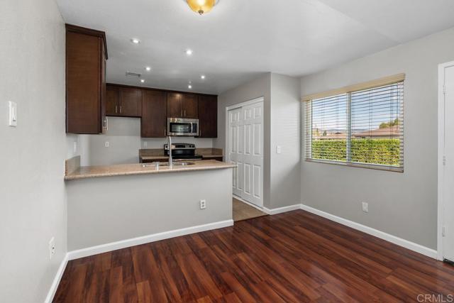 Detail Gallery Image 14 of 32 For 12147 Wintergreen Dr #1,  Lakeside,  CA 92040 - 2 Beds | 1 Baths