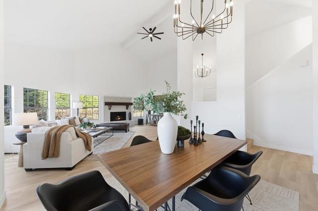 370 Burning Tree Court, Half Moon Bay CA: https://media.crmls.org/mediaz/74c7210d-5590-4768-8b81-5cda9a1020f6.jpg