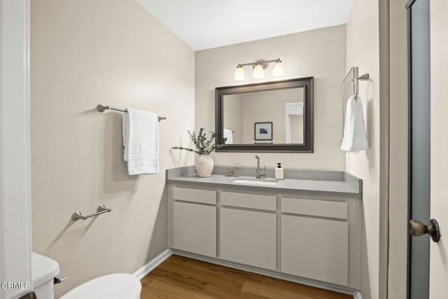 4499 Via Marisol, Los Angeles CA: https://media.crmls.org/mediaz/74ca114c-cebd-47cf-991b-24e3be563872.jpg