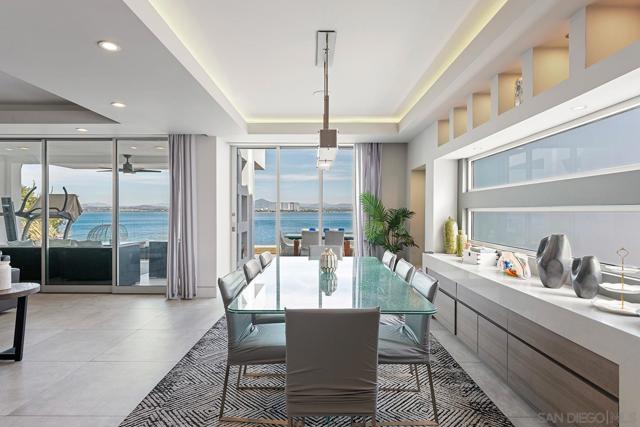 5 Spinnaker Way, Coronado CA: https://media.crmls.org/mediaz/74ca24a9-8482-4c08-84f0-47a49d726280.jpg