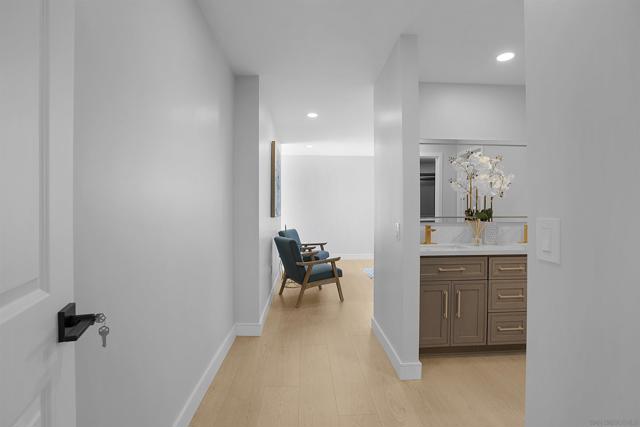 Image 34 of 55 For 6 Bahama Bnd