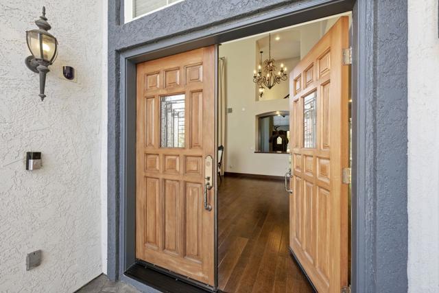 Detail Gallery Image 5 of 57 For 1006 Acero St, Chula Vista,  CA 91910 - 6 Beds | 4/1 Baths