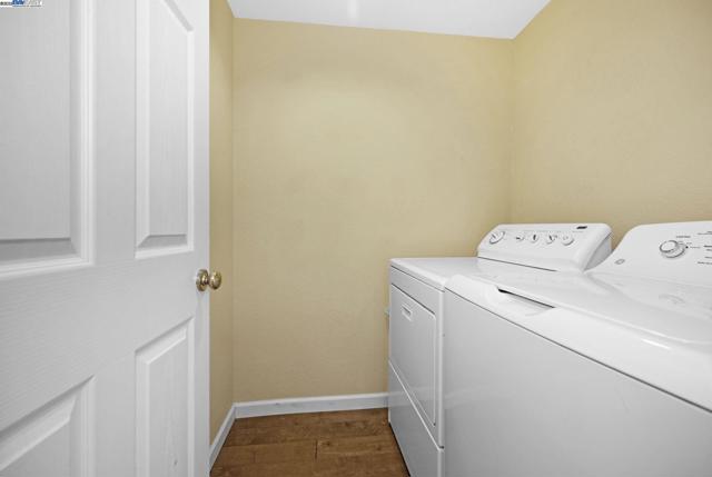 96 Trixie Dr, Livermore CA: https://media.crmls.org/mediaz/74cb2e9f-7c2a-42b6-8ed8-5596b7a90666.jpg