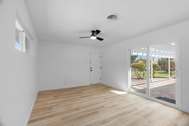 3221 Colgate Lane, Bakersfield CA: https://media.crmls.org/mediaz/74ccdd9a-8dfe-41ad-82b5-e91a71107586.jpg