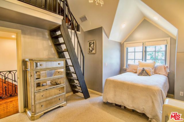 2653 PATRICIA Avenue, Los Angeles CA: https://media.crmls.org/mediaz/74ccf599-d960-4034-bbd1-125b64c1f614.jpg