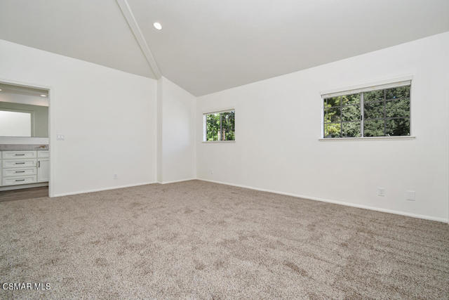 251 Hill Ranch Drive, Thousand Oaks CA: https://media.crmls.org/mediaz/74ce9d21-c751-4c1e-bac8-315690088f6c.jpg