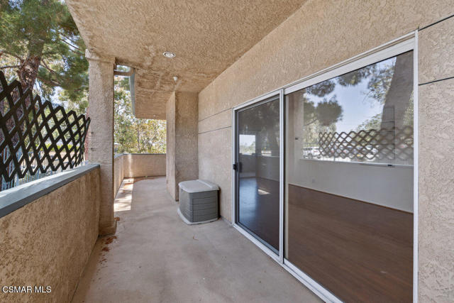 2732 Borchard Road, Newbury Park CA: https://media.crmls.org/mediaz/74cf3e2a-b84f-4f0d-99f1-d0f8e2b2c152.jpg