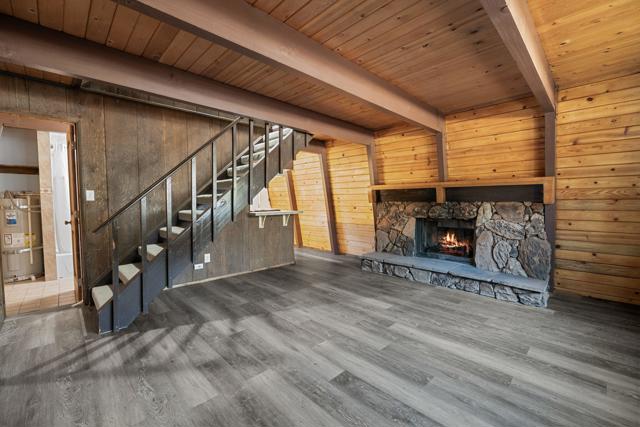 2063 10th Lane, Big Bear CA: https://media.crmls.org/mediaz/74cfffd9-fd7b-4d3c-9f5a-d73b50ef958d.jpg