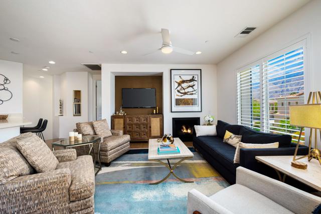 374 Terra Vita, Palm Springs CA: https://media.crmls.org/mediaz/74d00b82-7c39-485d-93fe-533d08a024d8.jpg
