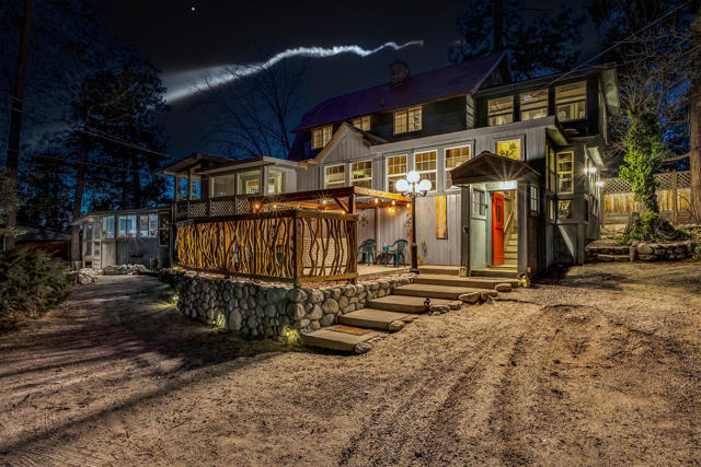 25585 Alderwood St Street, Idyllwild CA: https://media.crmls.org/mediaz/74d00d08-7ffe-4e9a-b0aa-74fd125af528.jpg