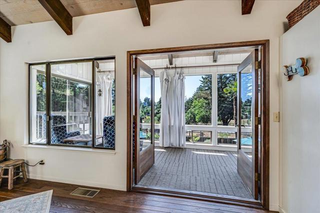 284 Brooktree Ranch Road, Aptos CA: https://media.crmls.org/mediaz/74d03885-c5ed-4279-b5b5-c2036edc2169.jpg