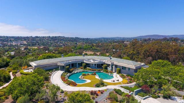 Detail Gallery Image 3 of 40 For 17534 Los Morros, Rancho Santa Fe,  CA 92067 - 4 Beds | 4/2 Baths