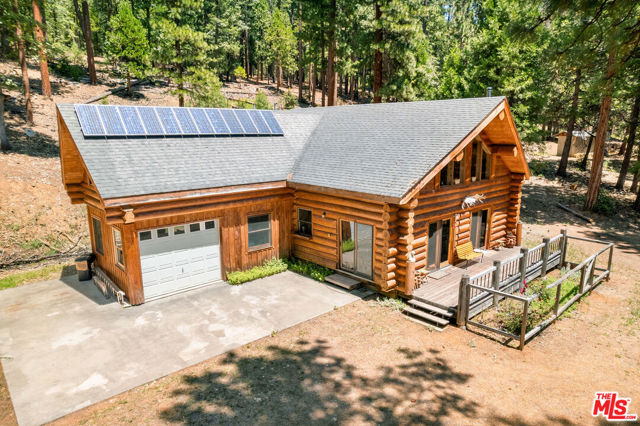 15050 Scott Bar Mountain Lookout Road, Fort Jones CA: https://media.crmls.org/mediaz/74d0e07e-4b90-4876-a1c9-63f0052603fe.jpg