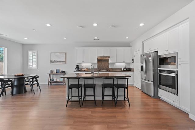 Detail Gallery Image 10 of 56 For 27702 Collier Dr, Menifee,  CA 92585 - 4 Beds | 3/1 Baths