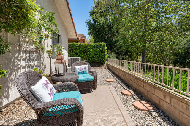 6378 Lada Avenue, Camarillo CA: https://media.crmls.org/mediaz/74d211b5-e31b-4730-907d-fe1ab70e6f80.jpg