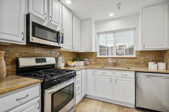 358 N El Camino Real, San Mateo CA: https://media.crmls.org/mediaz/74d29e0e-623f-4fbc-a062-8a4e65292ff7.jpg