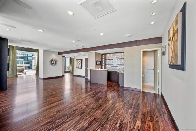 Image 16 of 74 For 645 Front St  2204