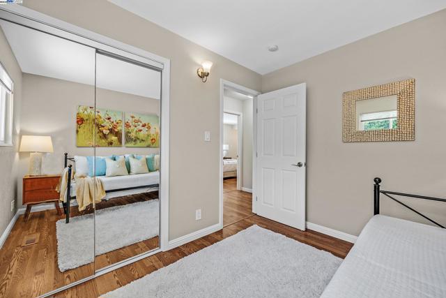 36560 Lakewood Dr, Newark CA: https://media.crmls.org/mediaz/74d2c620-8e81-4672-aa45-ce553eab29a8.jpg